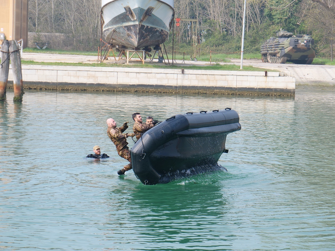 Esercito Concluso Il Corso Di Qualificazione Anfibia Charlie Infodifesa