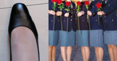 tatuaggio piede polizia