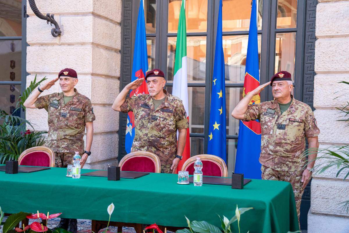 Palazzo Carli torna cuore dell’Esercito: cambio al vertice del COMFOTER, D’Addario subentra a Scala