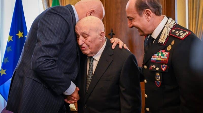 Il Generale di Corpo d’Armata Roberto Jucci celebra 100 anni, già Comandante Generale dell’Arma dei Carabinieri e figura chiave nella riforma dell’intelligence italiana