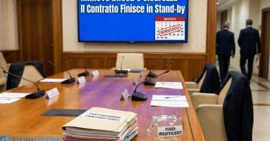 Rappresentanti delle forze dell'ordine e della difesa in attesa del rinnovo contrattuale 2025-2027.