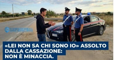 a un posto di blocco durante un controllo: la Cassazione conferma che la frase “lei non sa chi sono io” non configura minaccia, assolto