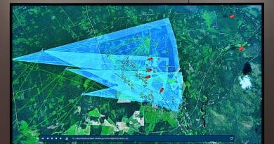 Project Maven, il programma di intelligenza artificiale del Pentagono che analizza dati, immagini satellitari e obiettivi militari per accelerare le operazioni di guerra