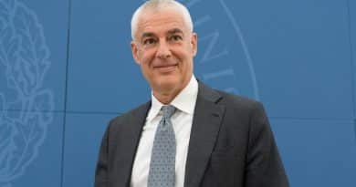 Lorenzo Mariani indicato dal Tesoro come nuovo amministratore delegato di Leonardo mentre resta aperto il nodo Iveco Defence tra acquisizione, Antitrust e incertezze industriali