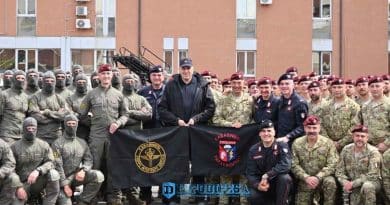 Il Ministro della Difesa Guido Crosetto incontra a Pisa il personale della Brigata Paracadutisti Folgore, del Tuscania e del GIS dei Carabinieri
