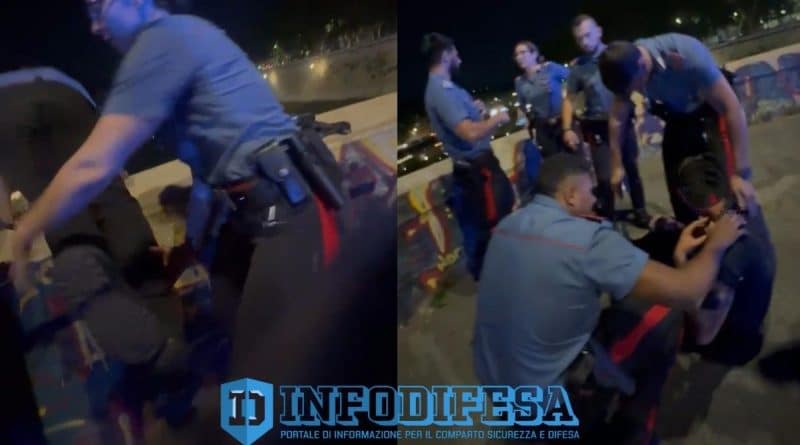 Carabinieri sul Ponte Garibaldi a Roma salvano un uomo che minacciava di lanciarsi nel Tevere formando una catena umana